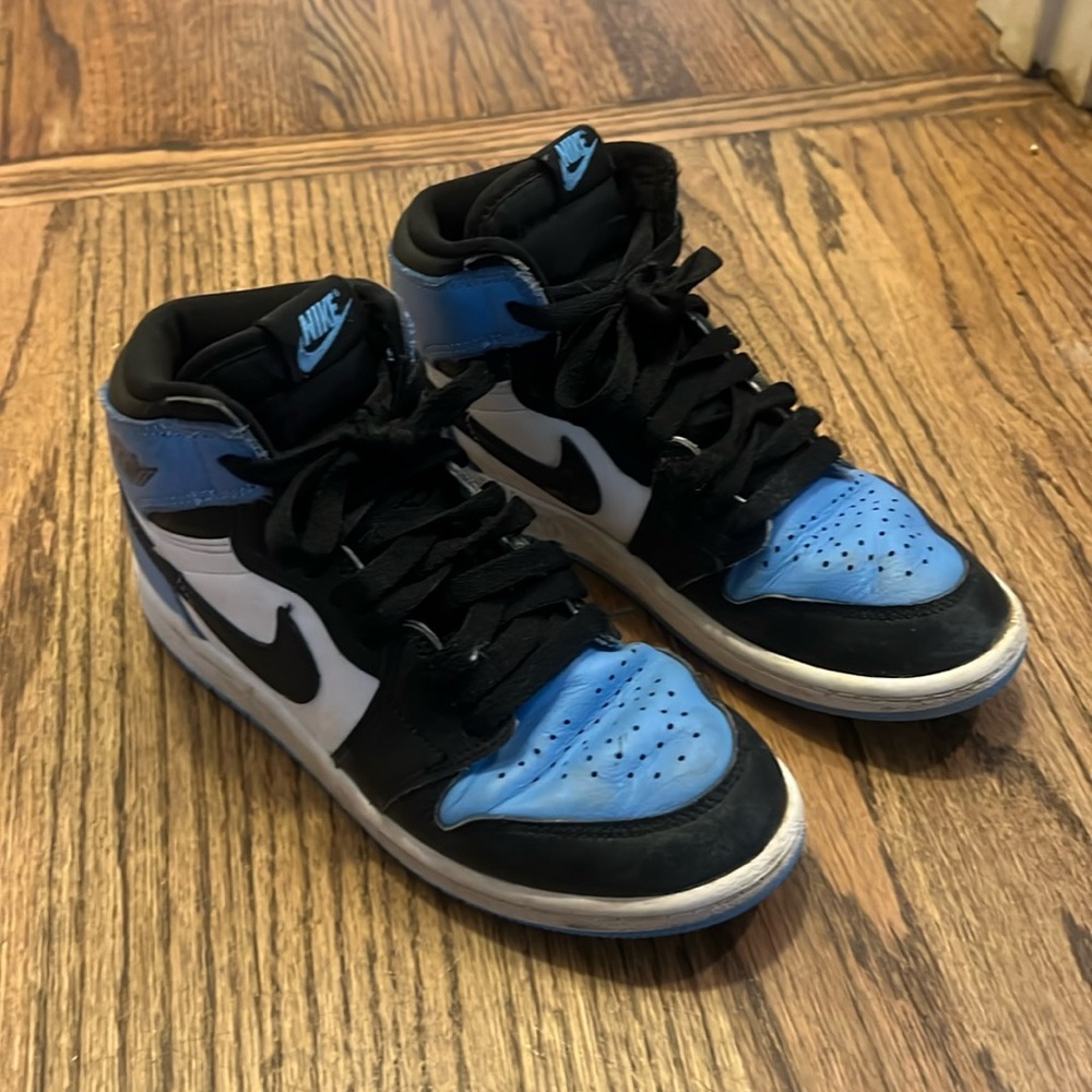 Nike Kids high top sneakers, size 2, blue white and black